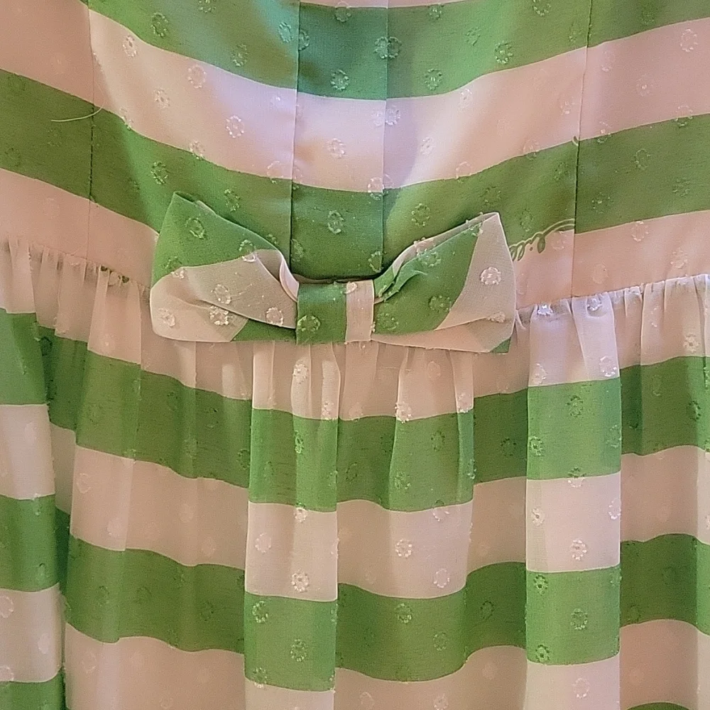 Striped Lilly Pulitzer dress - Picture 2 of 2